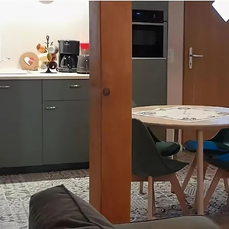 Stunning In Heart Of La 아파트 *